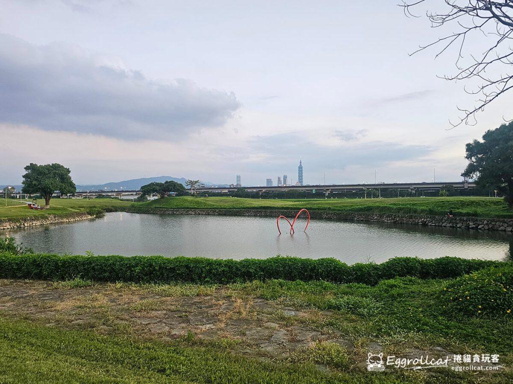 美提河濱公園10月花海