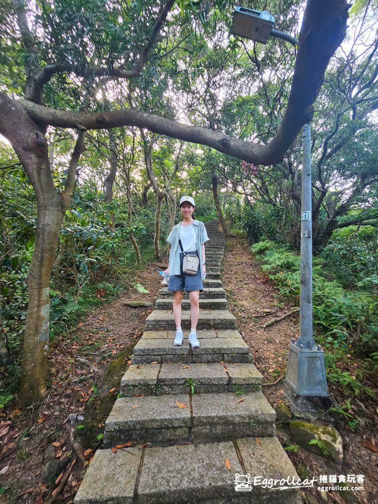 【台北景點】虎山親山步道|登虎山峰俯瞰台北・圓拱曲橋網美打卡點+近捷運後山埤親子郊遊好去處 台北虎山親山步道虎山峰