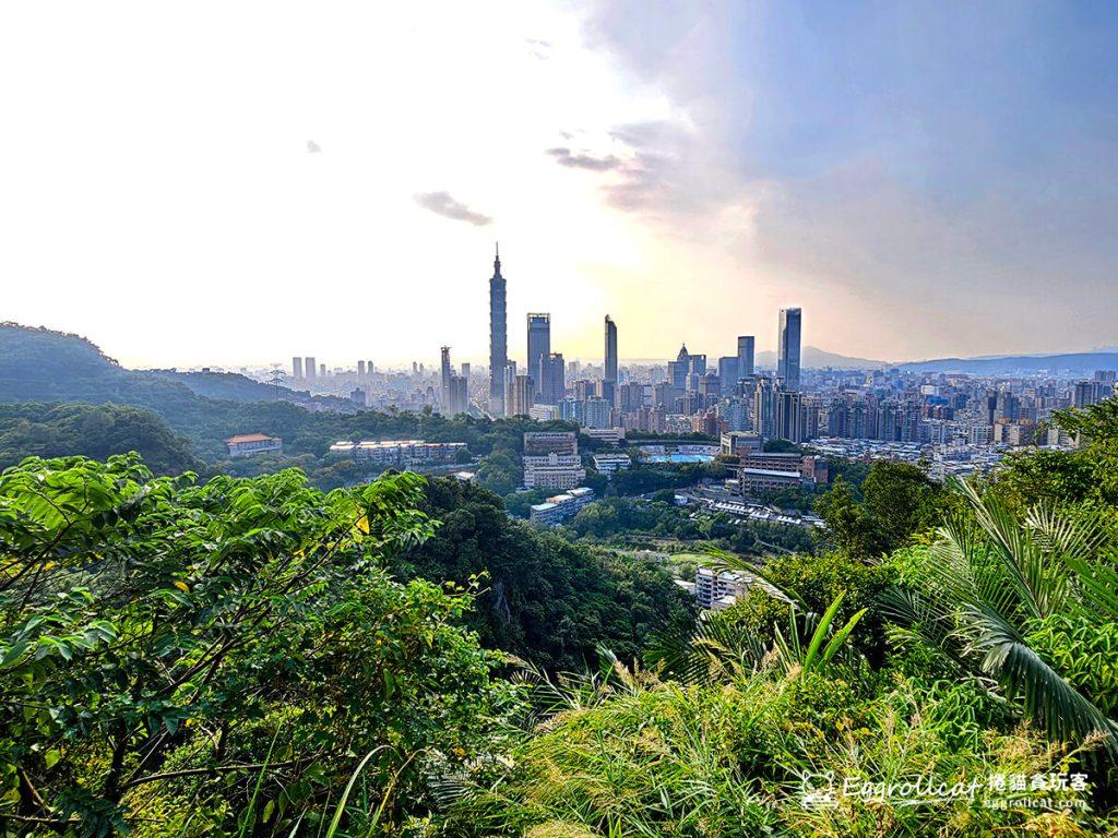【台北景點】虎山親山步道|登虎山峰俯瞰台北・圓拱曲橋網美打卡點+近捷運後山埤親子郊遊好去處 台北虎山親山步道虎山峰