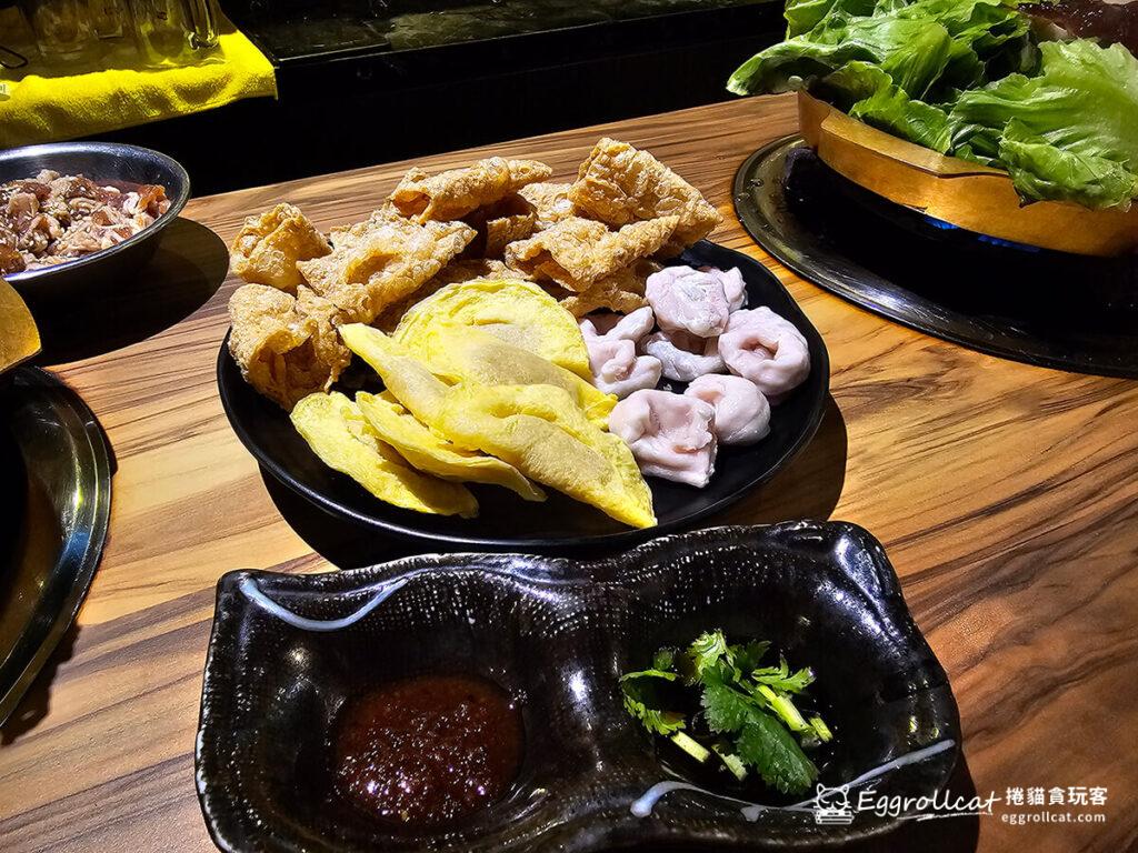 咕咕咕嚕菜單 日式昆布火鍋 韓式銅盤烤肉