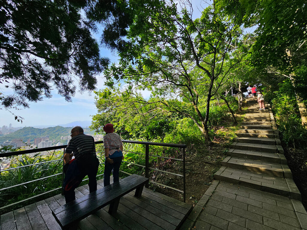 景美仙跡岩步道