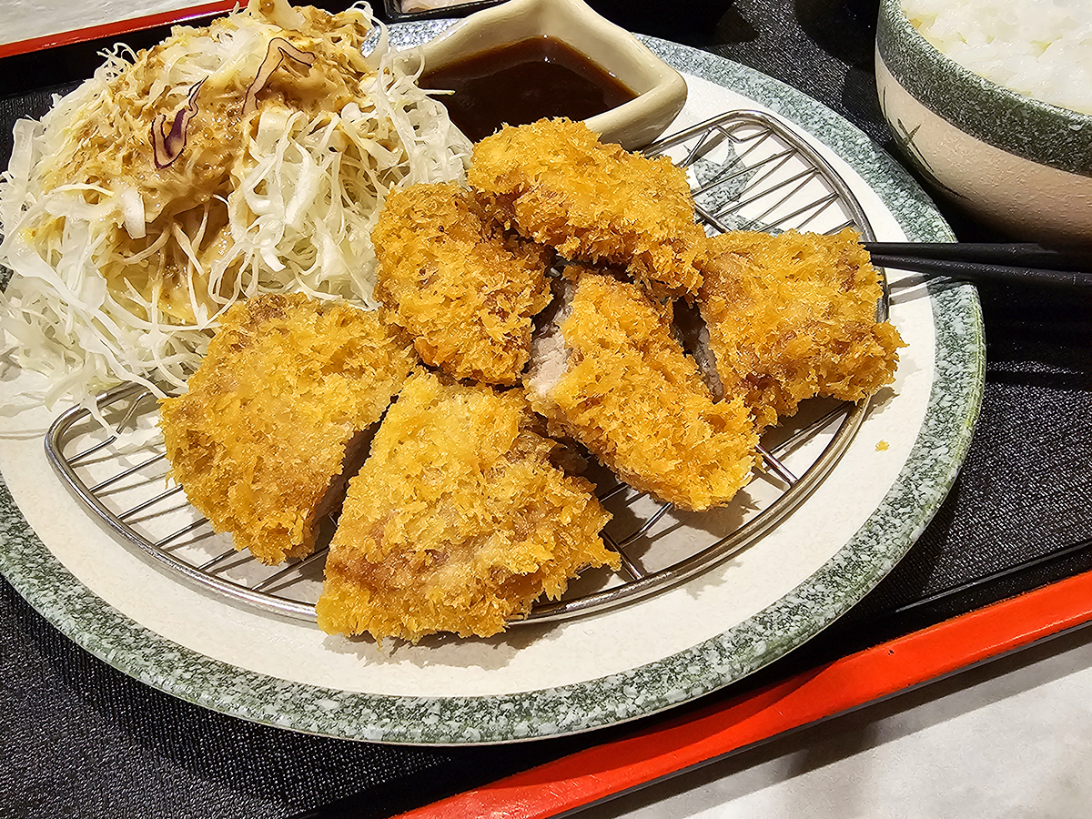 築本屋腰內豬排定食丼飯