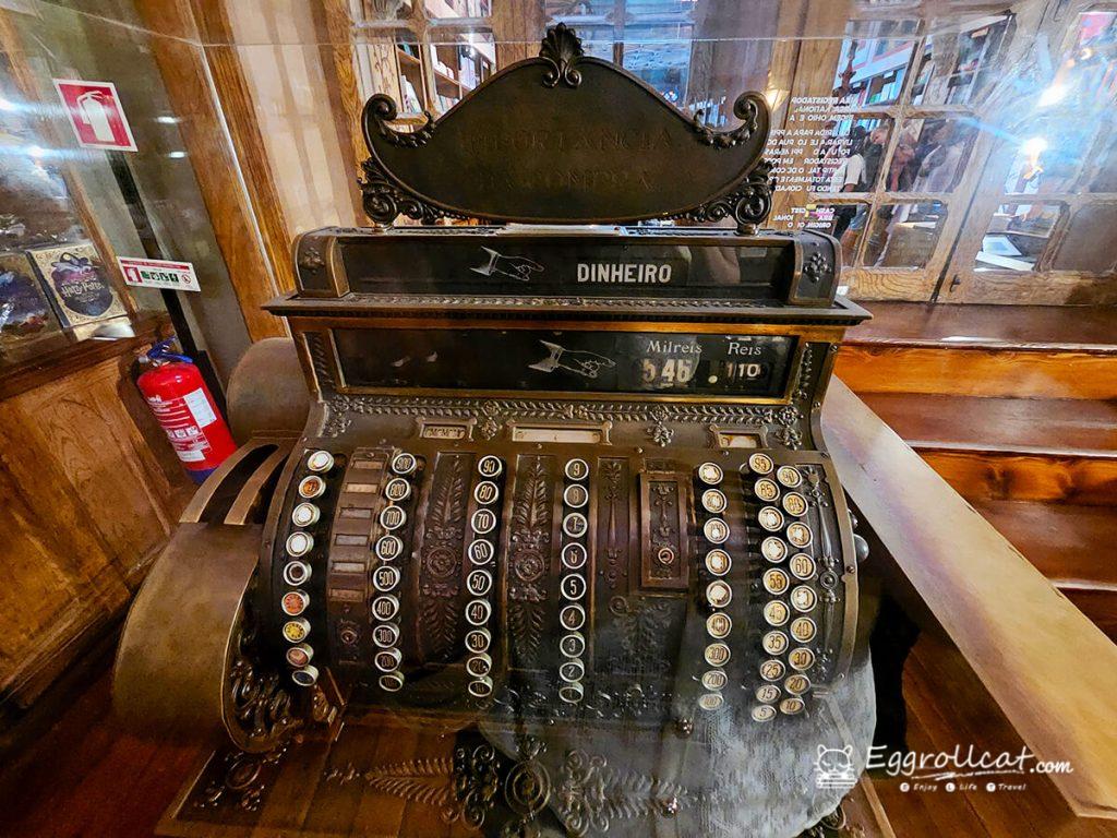 萊羅書店Livraria Lello