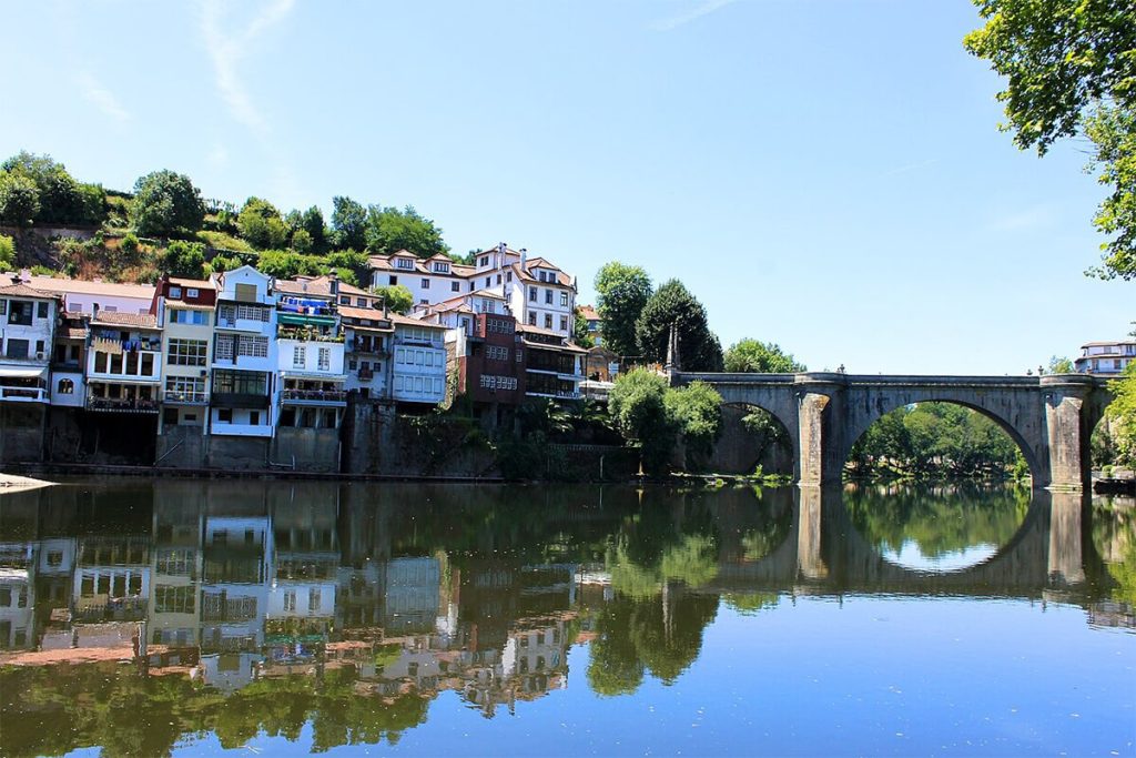 【葡萄牙旅遊】Amarante 阿瑪蘭蒂|夢幻河畔古城散步+人氣甜點店 Amarante 阿瑪蘭蒂