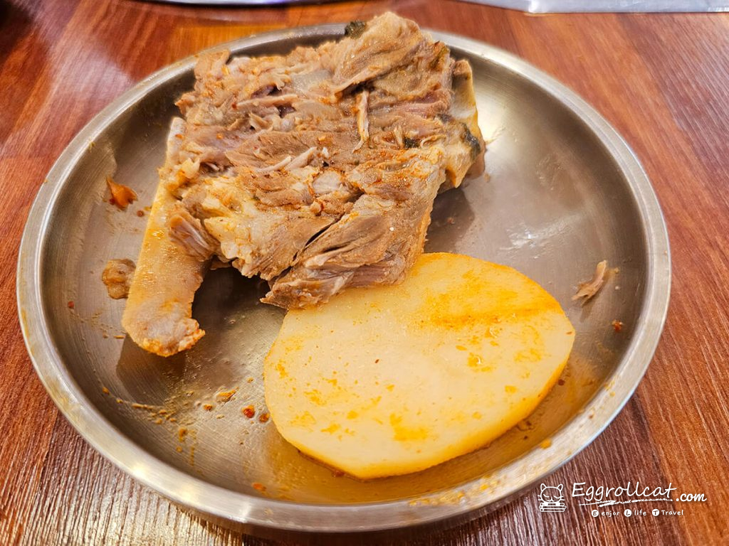 UNCLE-K馬鈴薯排骨火鍋內湖店 元祖馬鈴薯排骨鍋