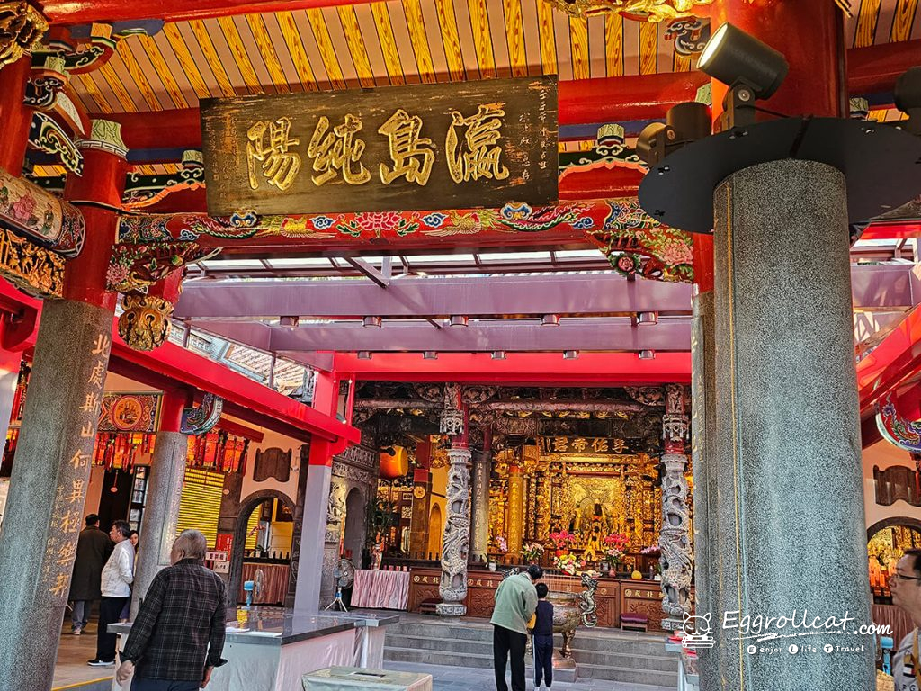 【新北汐止景點】拱北殿賞楓秘境|雙拱橋美景+北部人氣半日遊 汐止拱北殿