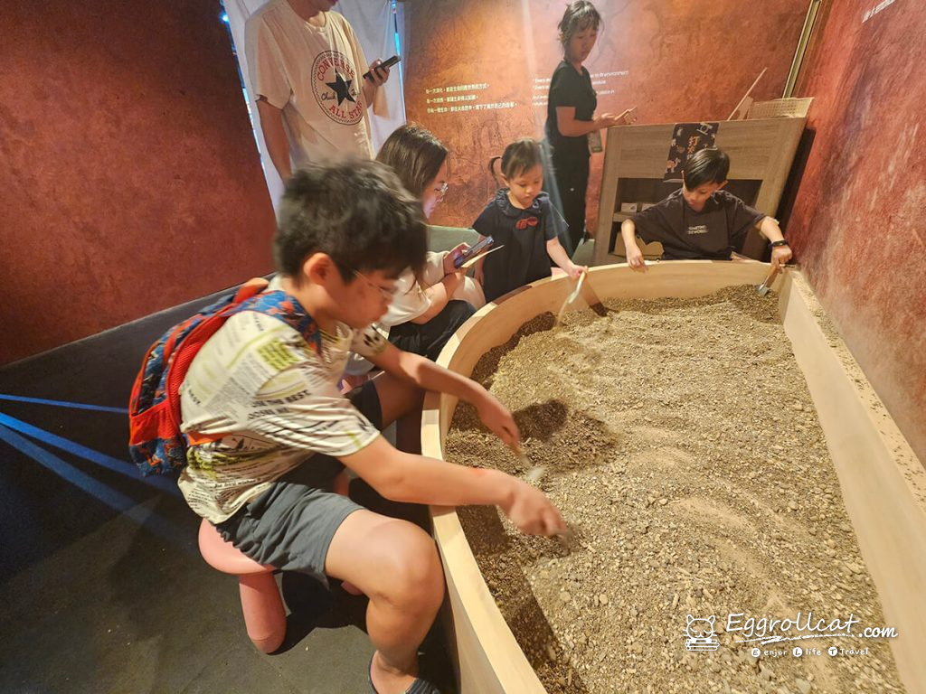 
動物王國大探險展－比薩大學自然史博物館 
國立臺灣科學教育館
士林科教館
