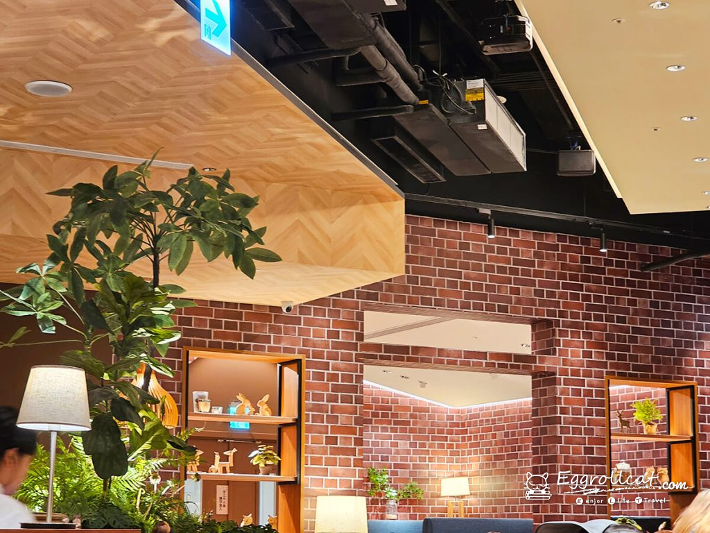 武藏野森咖啡館diner用餐環境 南港LaLaport