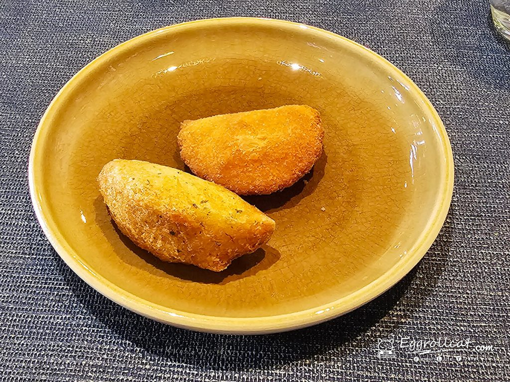 【葡萄牙美食】O Buraco|阿維羅巷弄裡的在地風味餐館 外酥內軟的驚豔炸物:馬介休球與炸餡餅